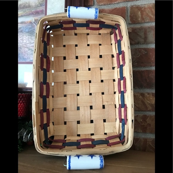 Rare Vintage Patriotic America Hand Woven Basket - Picture 5 of 9